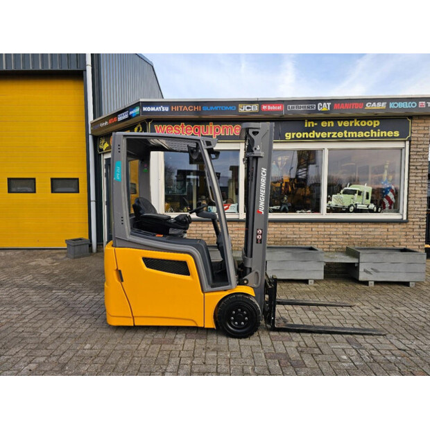 2018 Jungheinrich EFG213-45464873