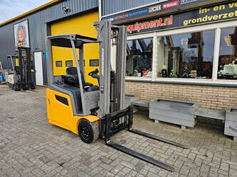 2018-jungheinrich-efg213-45464875