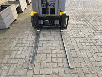 2018-jungheinrich-efg213-45464880