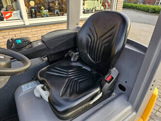 2018-jungheinrich-efg213-45464886