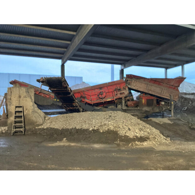 2011 تيريكس 883-45465011