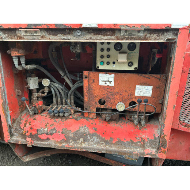 2001 فينلاي 798-45465142