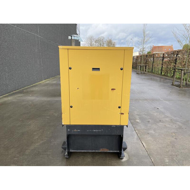 2011 اوليمبيان GEP22-45465277