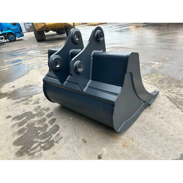 2025 Hitachi ZX210-45465780