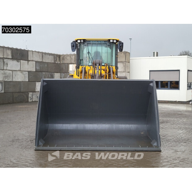 2021 Volvo L110H-45466821