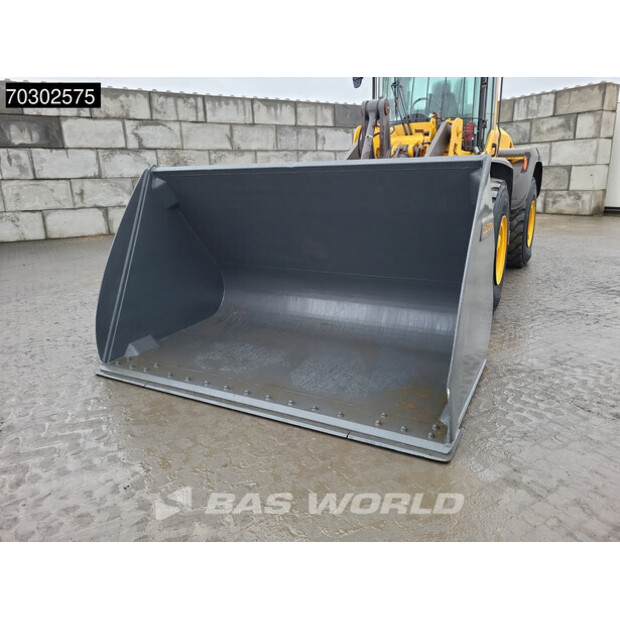 2021 Volvo L110H-45466826