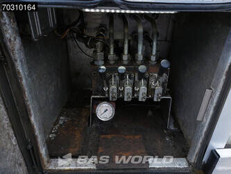 2016-mercedes-benz-actros-2553-1423760-45466987