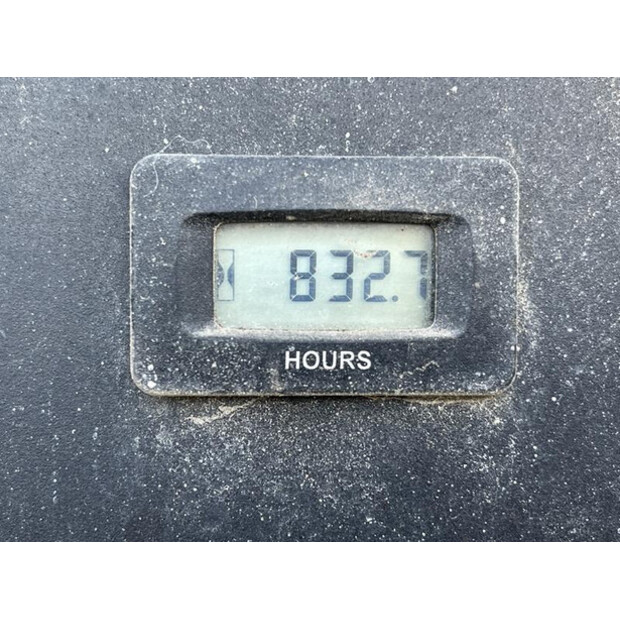 2016 دووسان 21 / 224 - N-45467568