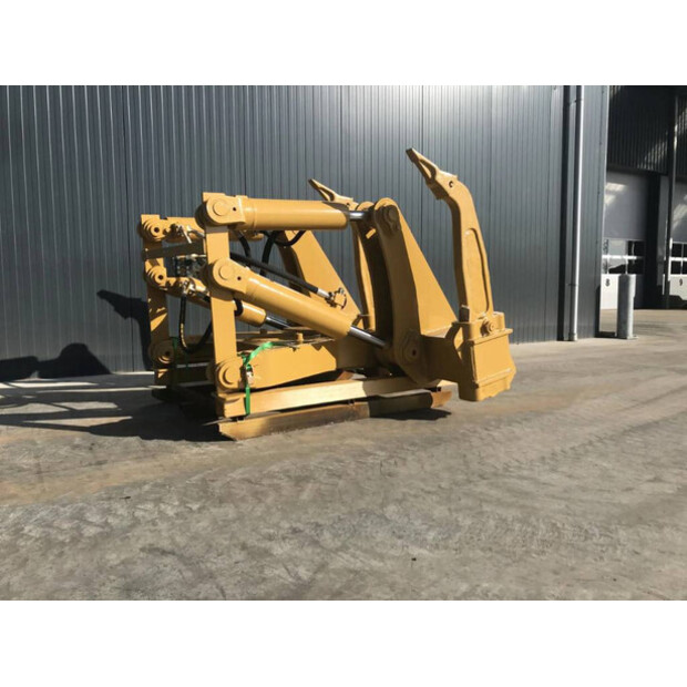 2025 كاتربيلر D7E-45467638