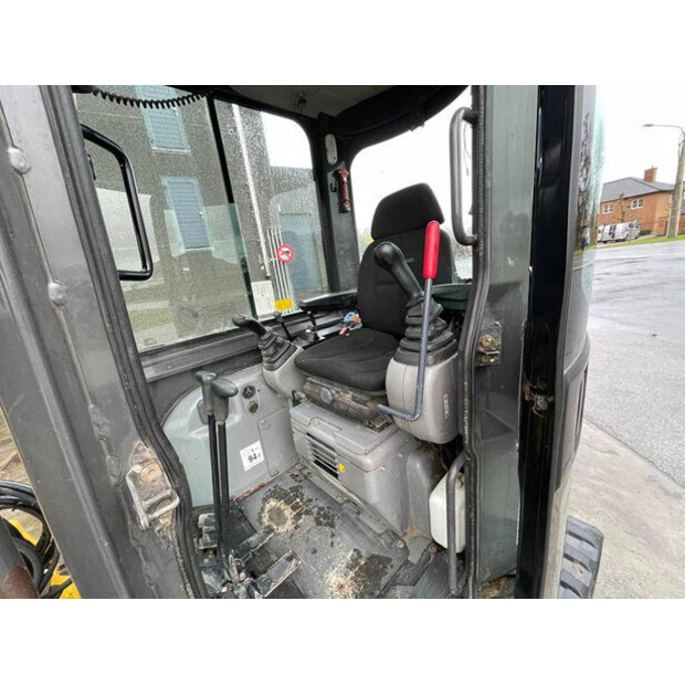 2013 New Holland E50B SR-45468100