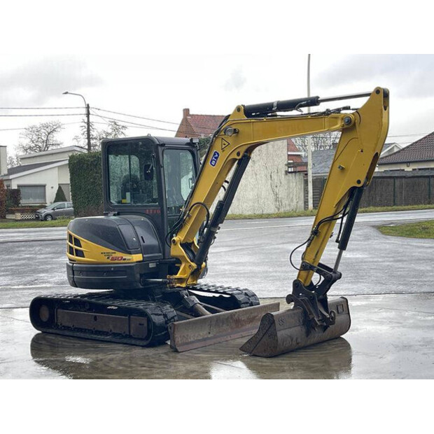 2013 New Holland E50B SR-45468124
