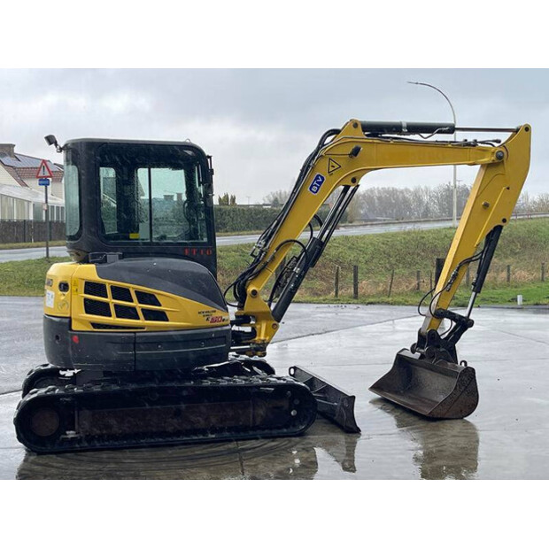 2013 New Holland E50B SR-45468127
