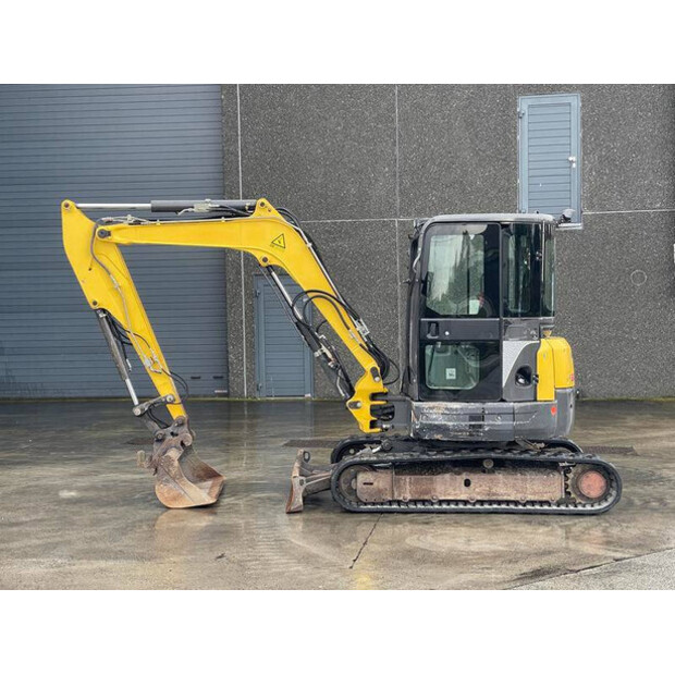 2013 New Holland E50B SR-45468130