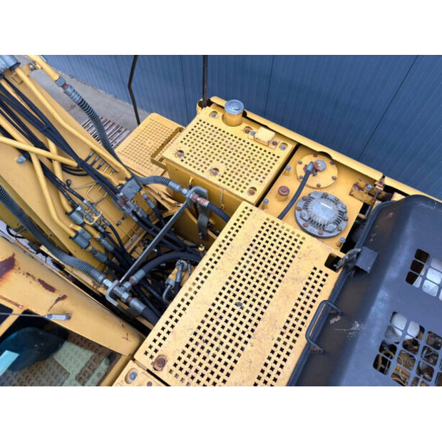 2004 كاتربيلر 318C L-45468298