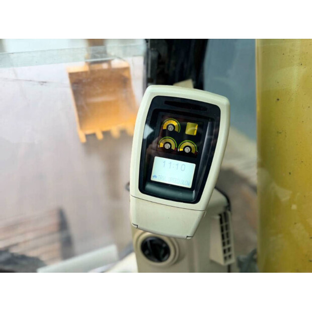 2004 كاتربيلر 318C L-45468314