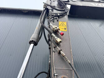 2013-volvo-ew180d-1423913-45468935