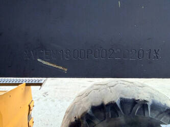 2013-volvo-ew180d-1423913-45468938