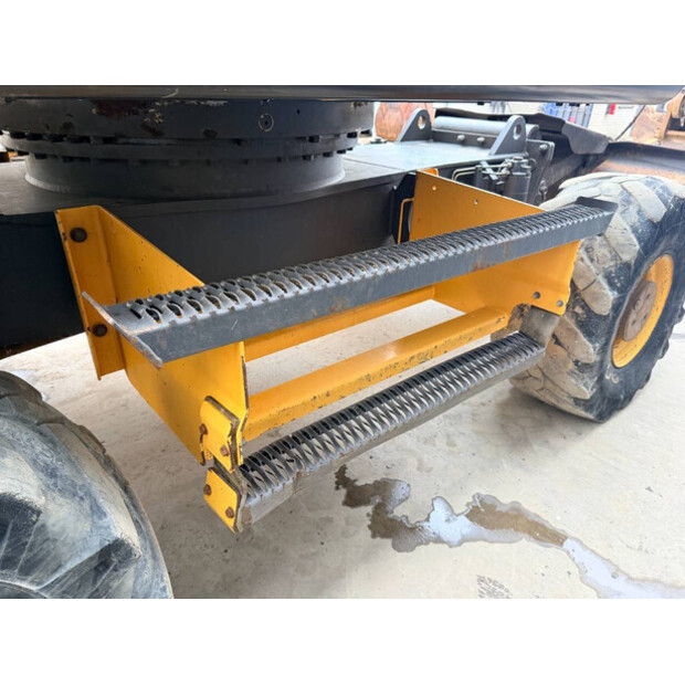 2013 فولفو EW180D-45468941