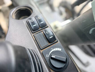 2013-volvo-ew180d-1423913-45468953