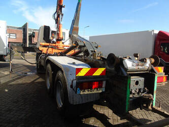 2005-daf-cf-85-380-1423921-45469125