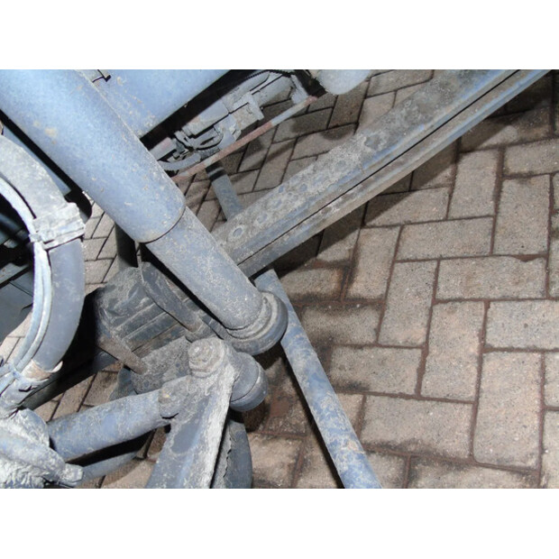 2012 داف XF 105.410-45469196