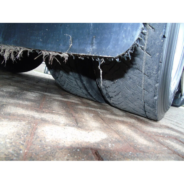 2012 داف XF 105.410-45469200