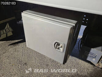 2016-mercedes-benz-antos-1824-1327940-45469350