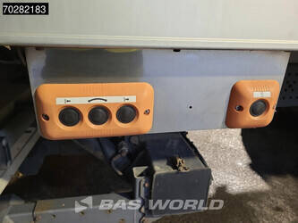 2016-mercedes-benz-antos-1824-1327940-45469357