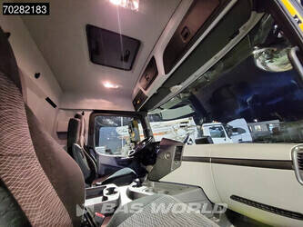 2016-mercedes-benz-antos-1824-1327940-45469386