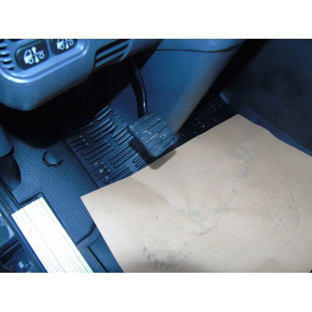 2004 Scania P94D-45469419