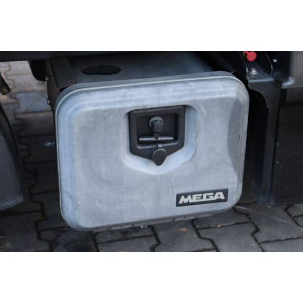 2015 Mega OTHERS-45469524