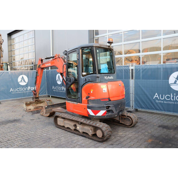 2018 KUBOTA U36-4-45469579