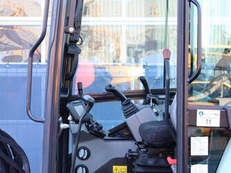 2022-bobcat-e55z-1423936-45469794