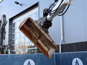 2022-bobcat-e55z-1423936-45469809