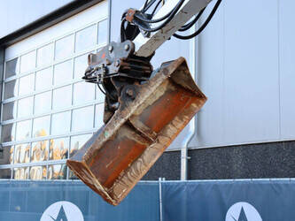 2022-bobcat-e55z-1423936-45469811