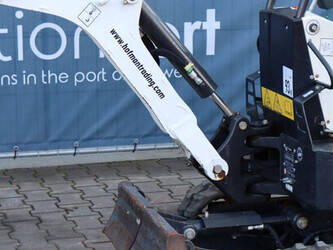 2023-bobcat-e10z-1423938-45469910