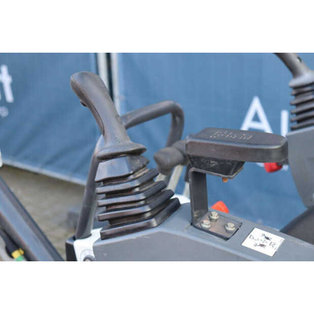 2023 بوبكات E10Z-45470105