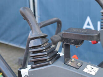 2023-bobcat-e10z-1423941-45470105