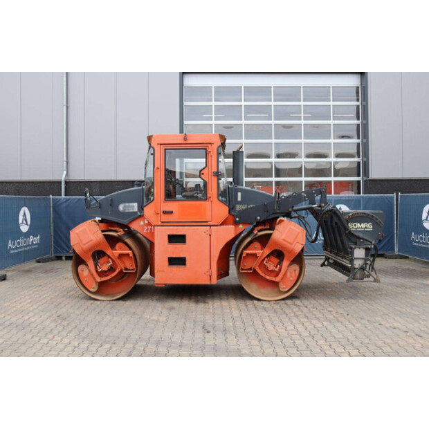 2002 بوماج BW 174 AD-45470124