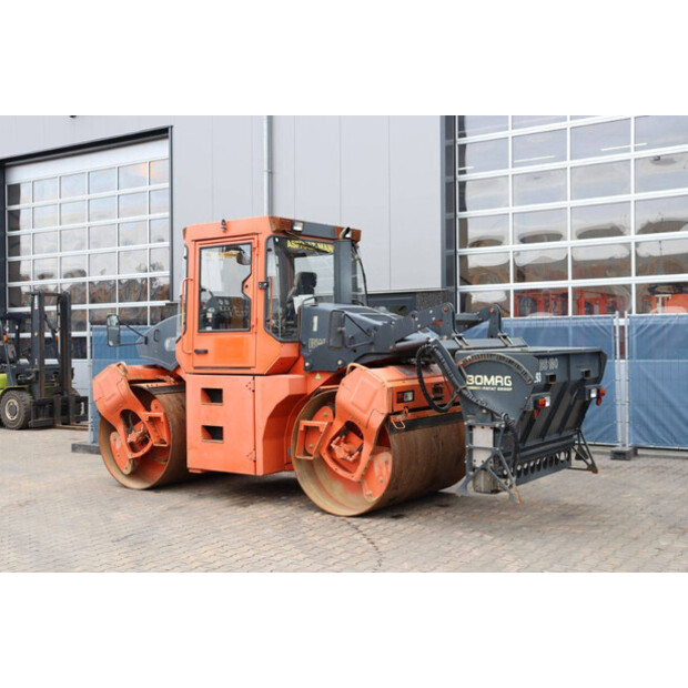 2002 بوماج BW 174 AD-45470125