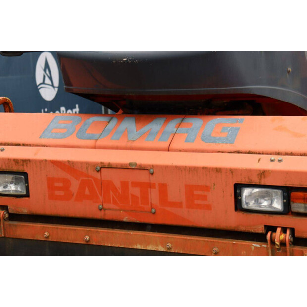 2002 بوماج BW 174 AD-45470136