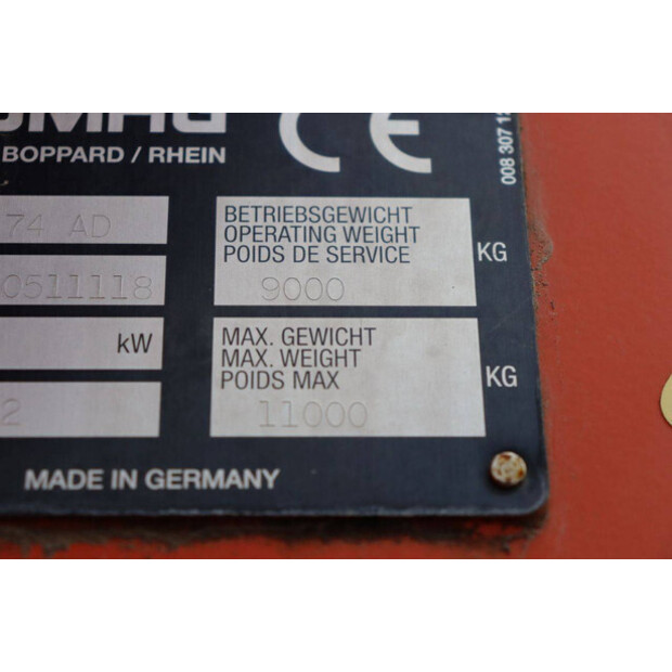 2002 بوماج BW 174 AD-45470152