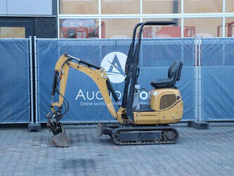 Image for MINI EXCAVATORS 2016 Caterpillar 300.9D