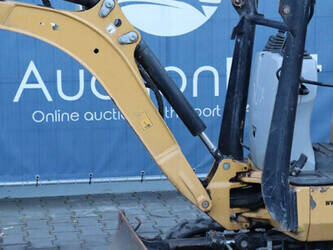 2016-caterpillar-300-9d-1423943-45470182