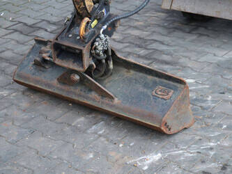 2016-caterpillar-300-9d-1423943-45470186