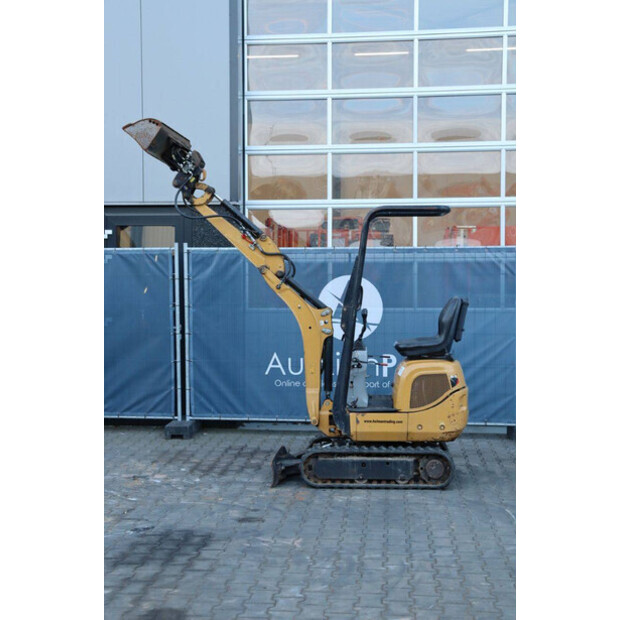 2016 Caterpillar 300.9D-45470206