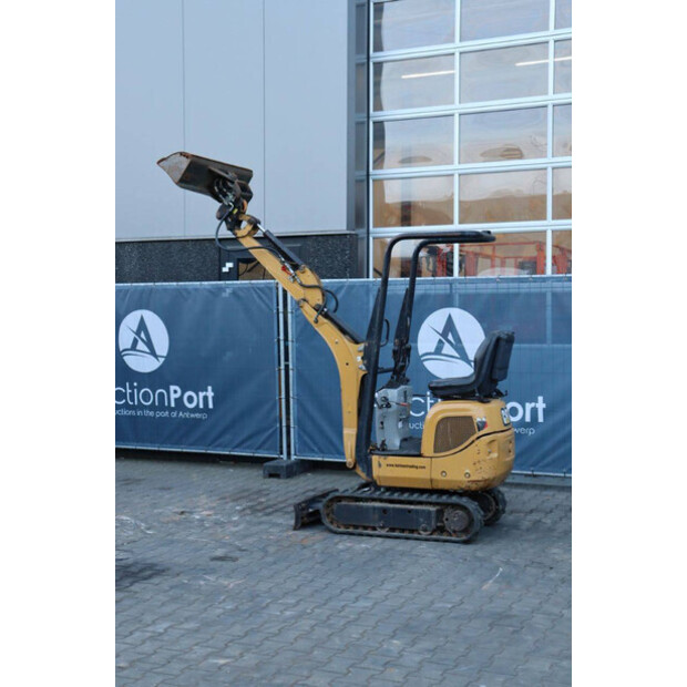 2016 Caterpillar 300.9D-45470207