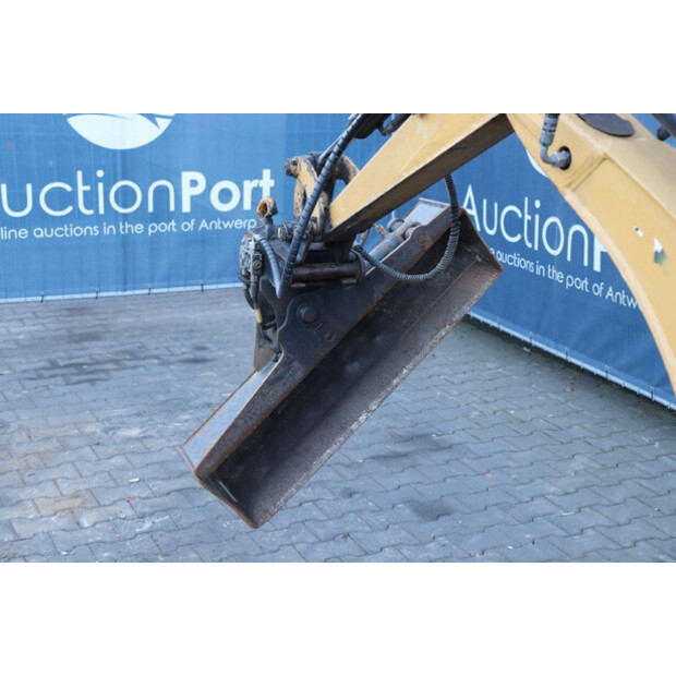 2016 Caterpillar 300.9D-45470209