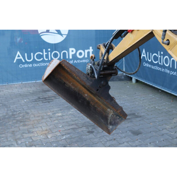 2016 Caterpillar 300.9D-45470210