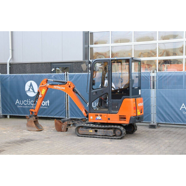 2022 Hitachi ZX19-6CR-45470215